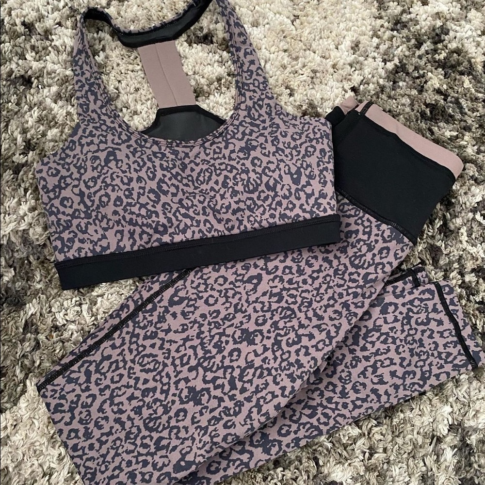 Kimith Animal Print Workout Outfit